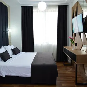 Hotel Comfort, Tirana